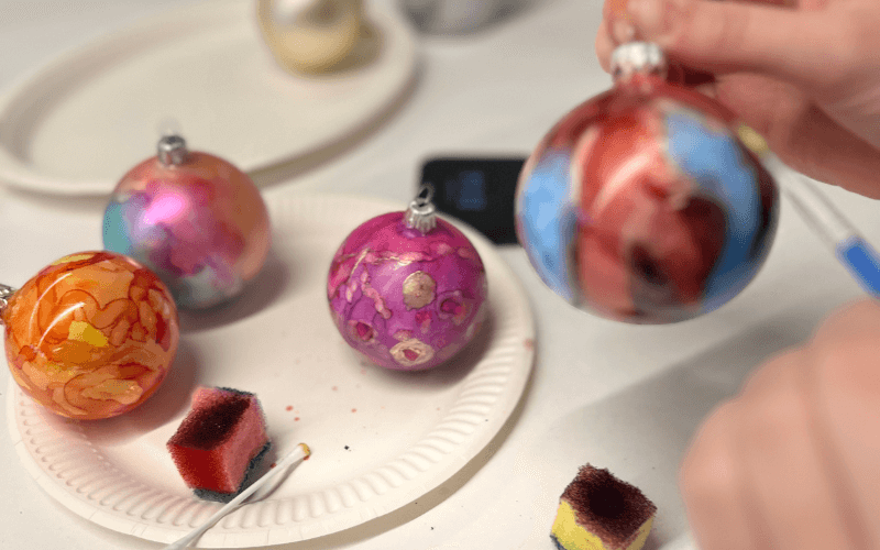 warsztaty-bombki-alcohol-ink18