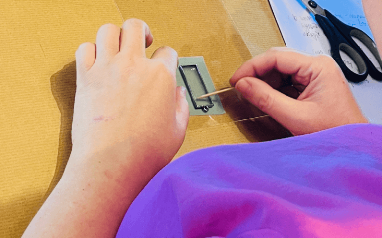 14warsztaty-bizuteria-z-zywicy